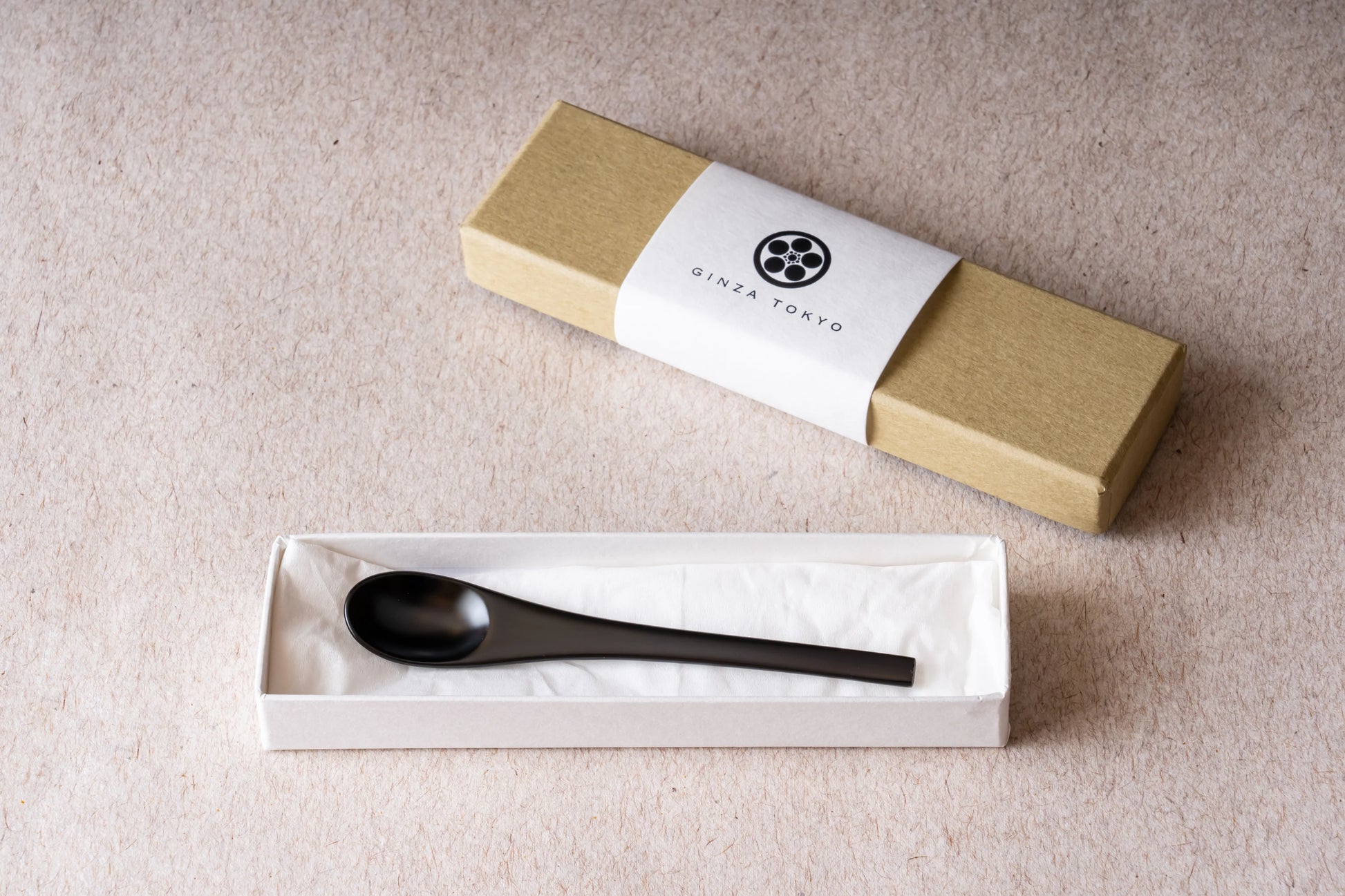 ジャパンキャビア  <br>珠樂 -SUGAKU- <br>特製キャビアスプーン <br>（輪島塗） - GINZA TOKYO